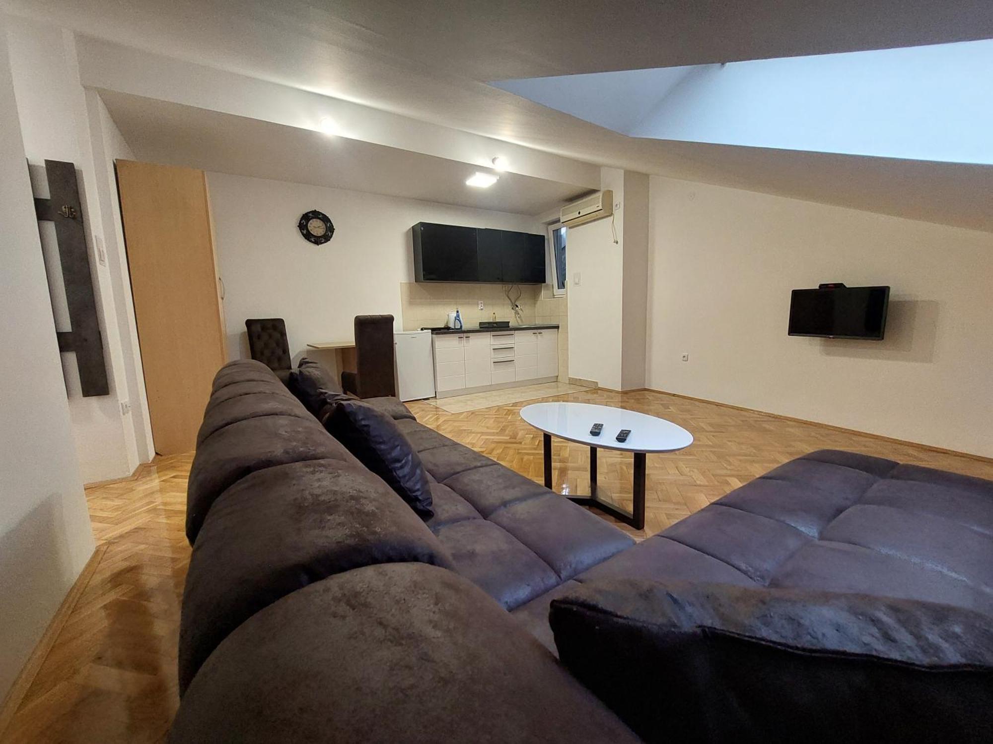 Apartmani Jasmin Νόβι Σαντ Εξωτερικό φωτογραφία