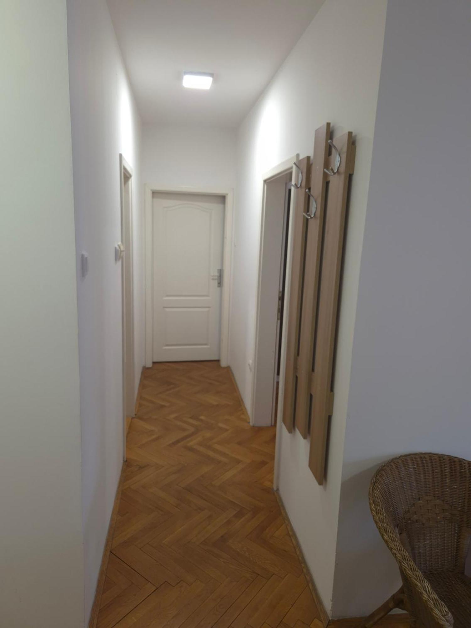 Apartmani Jasmin Νόβι Σαντ Εξωτερικό φωτογραφία