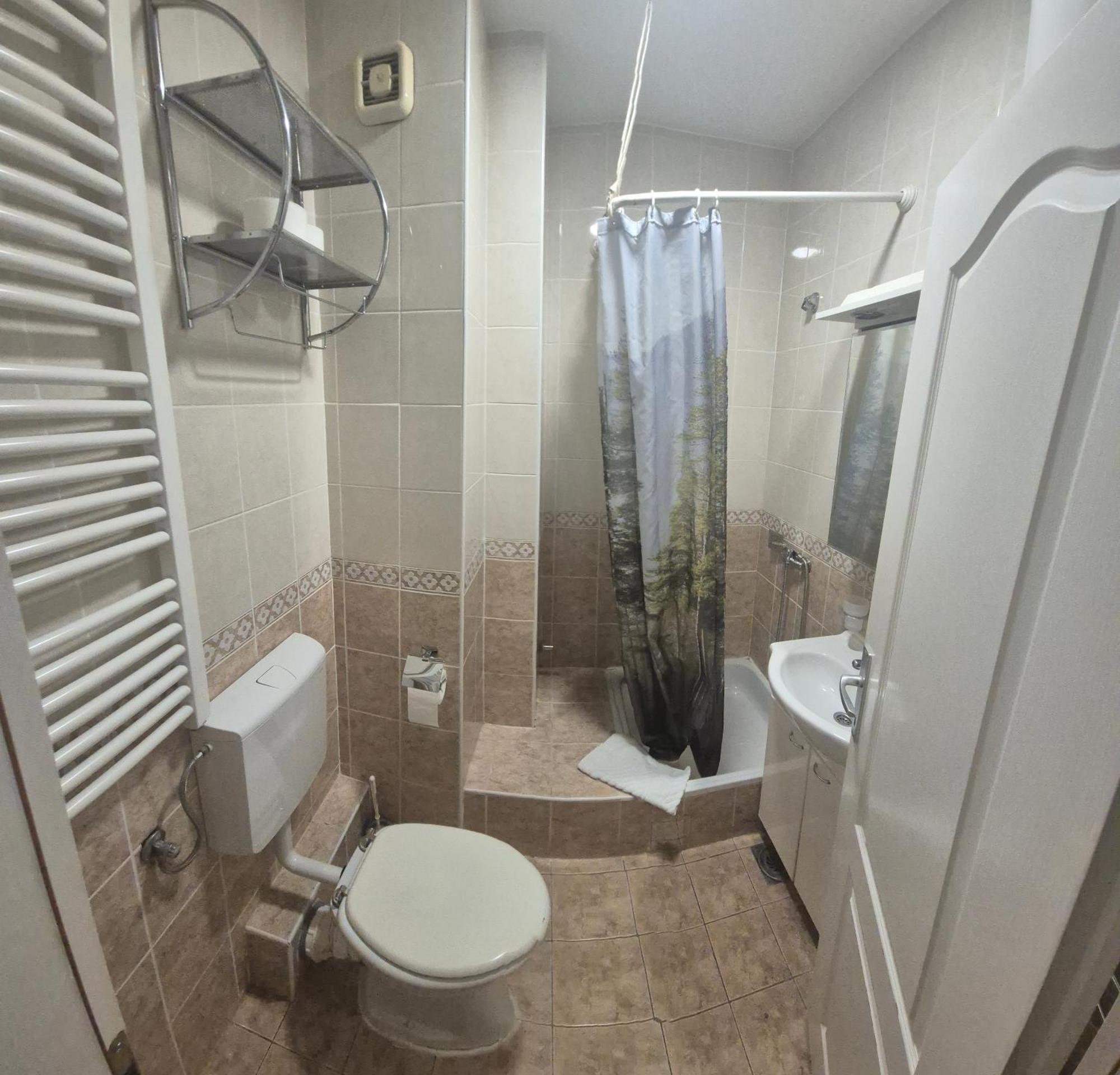Apartmani Jasmin Νόβι Σαντ Εξωτερικό φωτογραφία