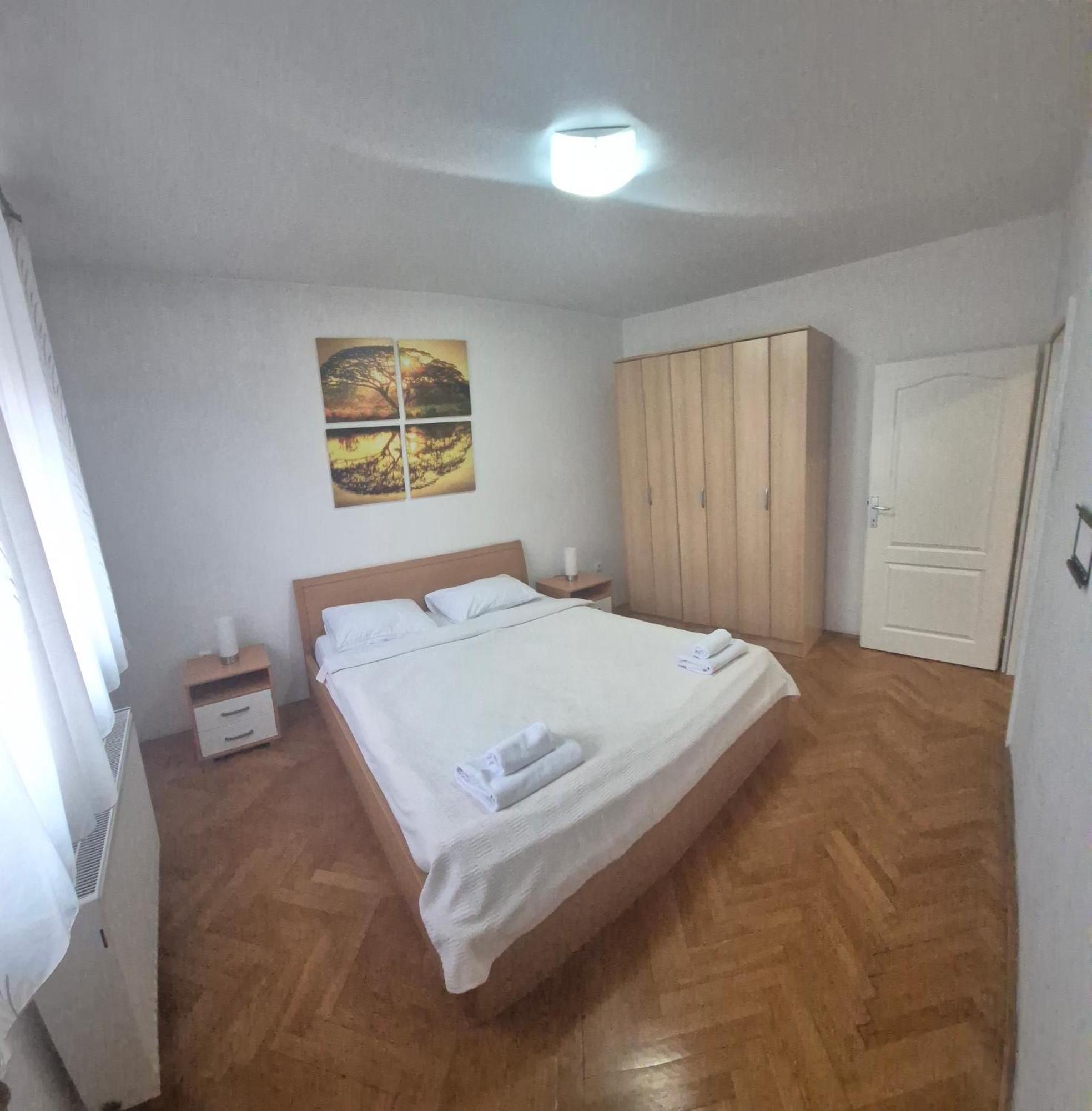 Apartmani Jasmin Νόβι Σαντ Εξωτερικό φωτογραφία