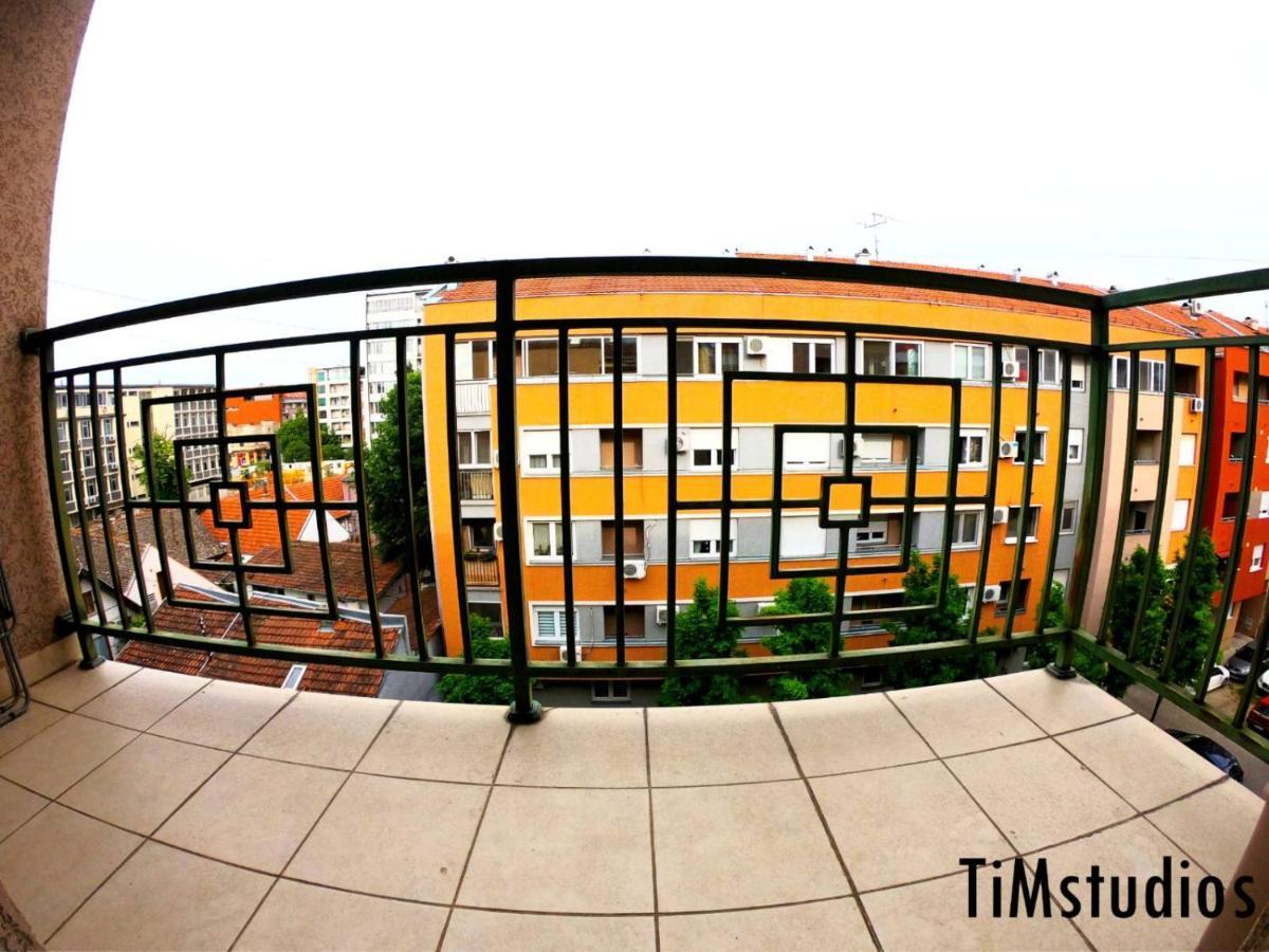 Apartmani Jasmin Νόβι Σαντ Εξωτερικό φωτογραφία